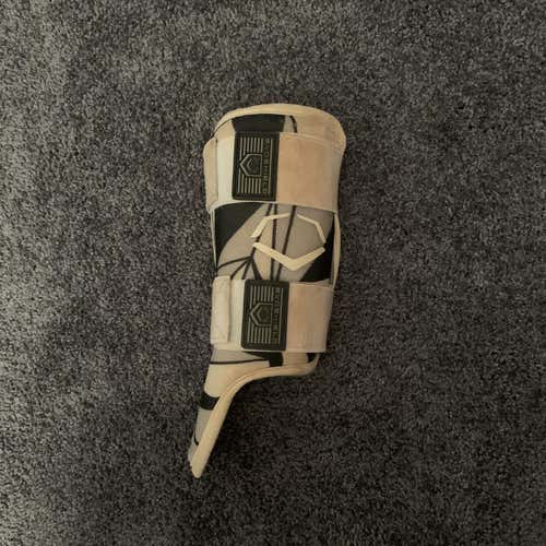 Used EvoShield Leg Guard