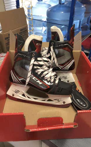 Senior CCM JetSpeed FT1 Regular Width Size 8.5 Hockey Skates