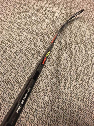 Intermediate Left Hand Vapor FlyLite Heel Pattern  Hockey Stick