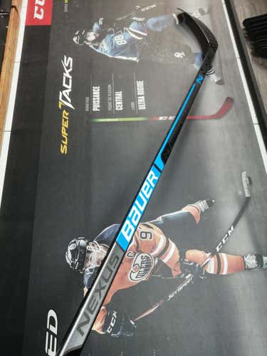 P92 | 70 Flex | New Bauer Nexus Team RH Grip