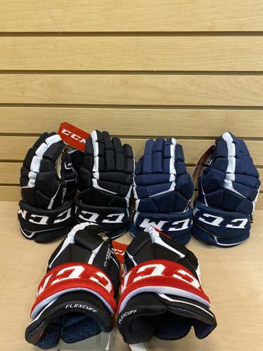 New Junior CCM Tacks Classic Pro (Upgraded Tacks 9060) Gloves
