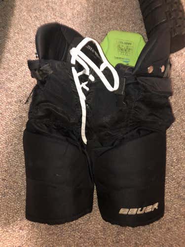 Black Senior Medium Bauer Supreme One80  Hockey Pants