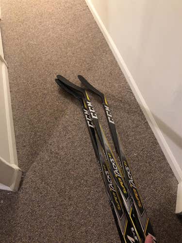 2 Pack Senior Left Hand Super Tacks 2.0 Mid Pattern Pro Stock Hockey Stick