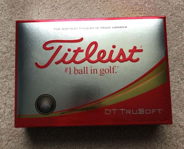 White New Titleist Tour Soft 12 Pack (1 Dozen) Balls