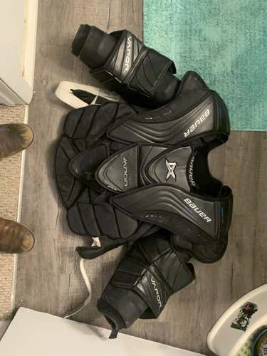 Used Senior Large Bauer Vapor 1X Goalie Chest and Arm Protector Goalie Chest Protector Pro Stock