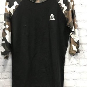 Medium Men’s Alpha Beast Compression Tight Fit Shirt Black / Snow Camo Sleeve