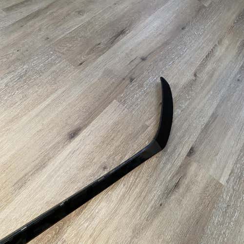 Senior Right Handed RED LINE Pro Stock Hockey Stick