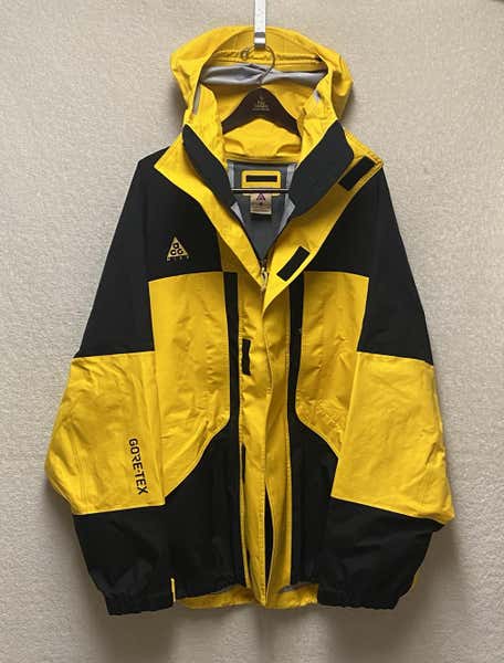 NIKE ACG Gore-Tex Jacket HD 