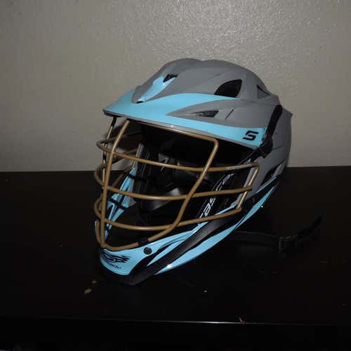 Gray Adult Player's Cascade S Helmet