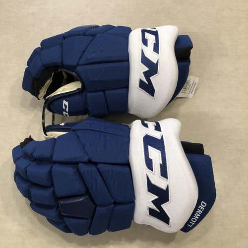 TRAVIS DERMOTT CCM PRO STOCK MAPLE LEAFS DERMOTT 13“ HG PRO