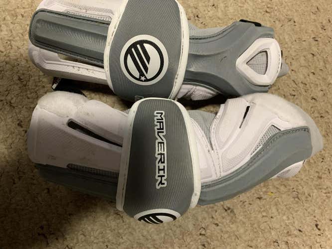 Used Large Maverik Rome RX3 Arm Pads