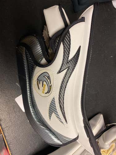 Vaughn White Senior Regular Velocity V5 7460 Blocker