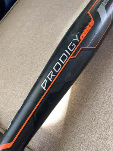 Kid Pitch (9YO-13YO) 2018 Alloy Prodigy (-11) 19 oz 30" Bat