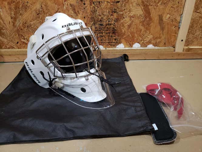 Used Junior Bauer 940x Goalie Mask
