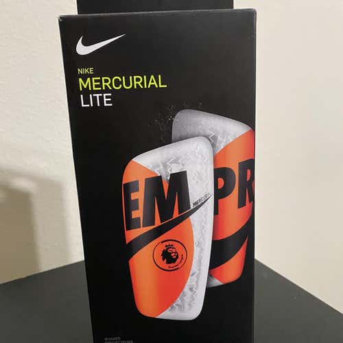 Nike Mercurial Lite Shin Guards Premier League Edition Size Medium