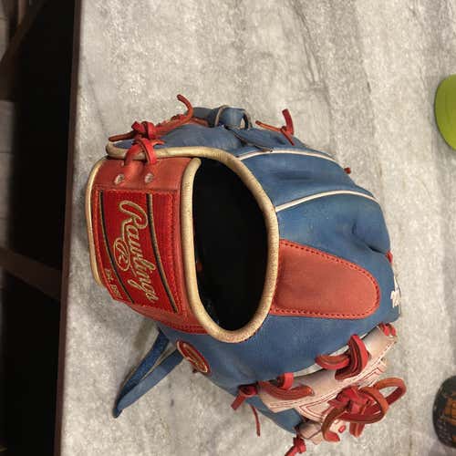 Used  Rawlings Batting Gloves