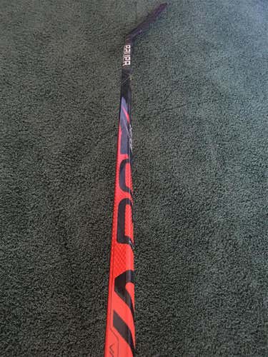 Intermediate Right Handed Vapor FlyLite  Hockey Stick