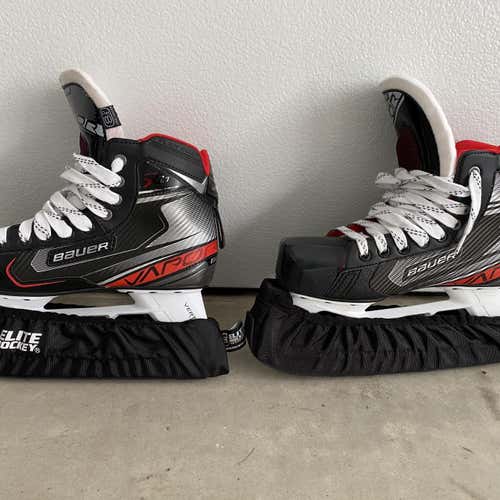 Senior Bauer Vapor X2.7 Regular Width  Size 8.5 Hockey Goalie Skates