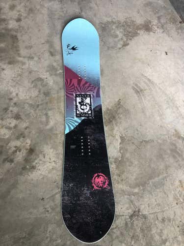 New Womens Never Summer "Shade" Snowboard Without Bindings (size 147cm)