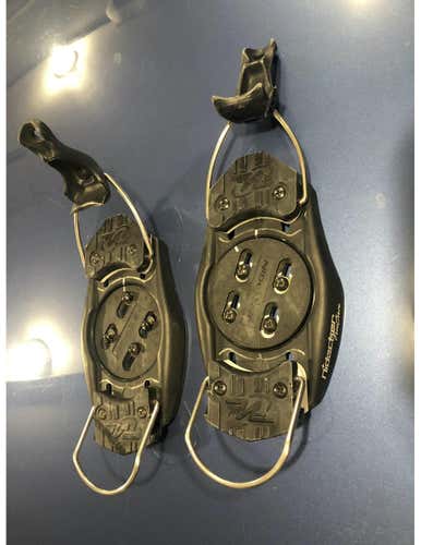 Nidecker "Free Carve Binding" (hard boot binding)