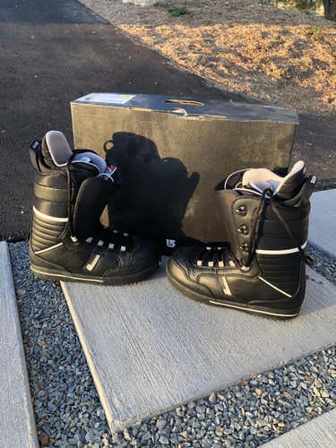 Burton Poacher Snowboard Boots (Men's 11.5)