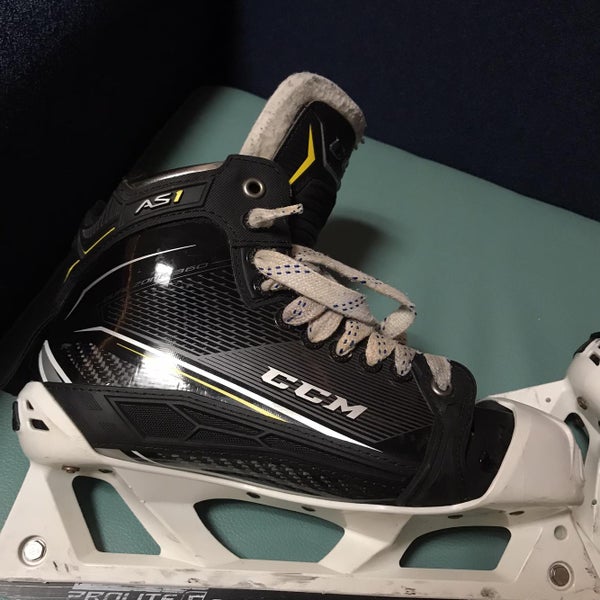 Senior CCM AS1 Regular Width Size 7.5 Goalie Skates