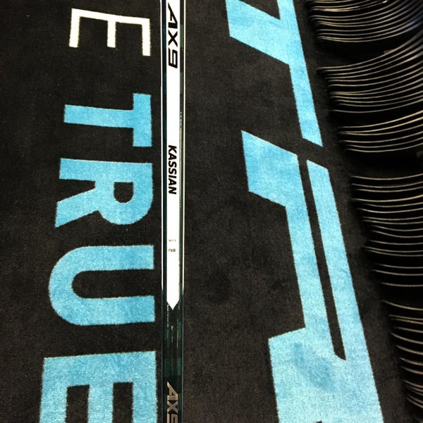 (3-pack) New True AX9 RH-85-TC2 Zack Kassian Edmonton Oilers Pro Stock