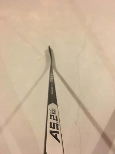 Used TRUE A5.2 SBP MC2 75 Flex RH Hockey Stick