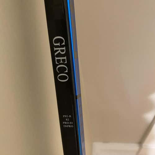 Senior Right Handed Nexus 2N Pro Pro Stock Hockey Stick