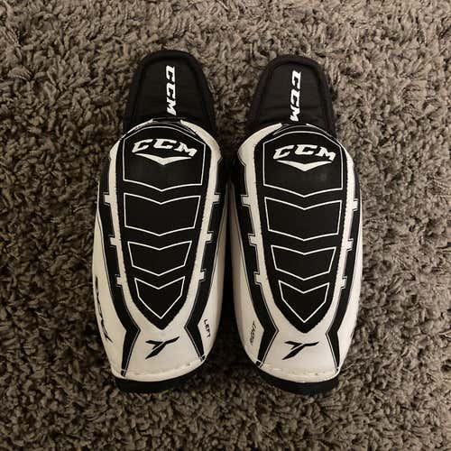 Junior Large CCM Tacks 1052  Elbow Pads