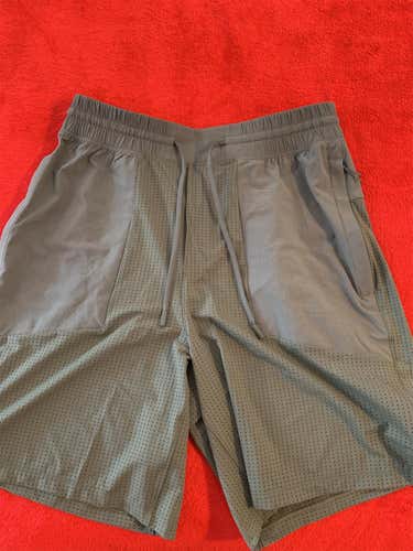 Green Adult Medium Lululemon Shorts