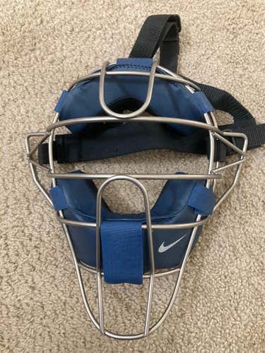 New Nike Catcher's Mask Pro Issue