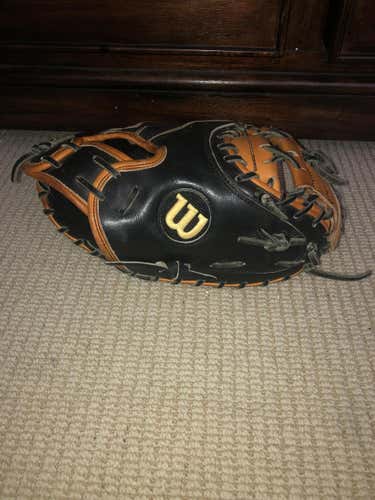Brown Used High School/College Wilson Right Hand Throw Catcher's A2000 Baseball Glove 32.5"