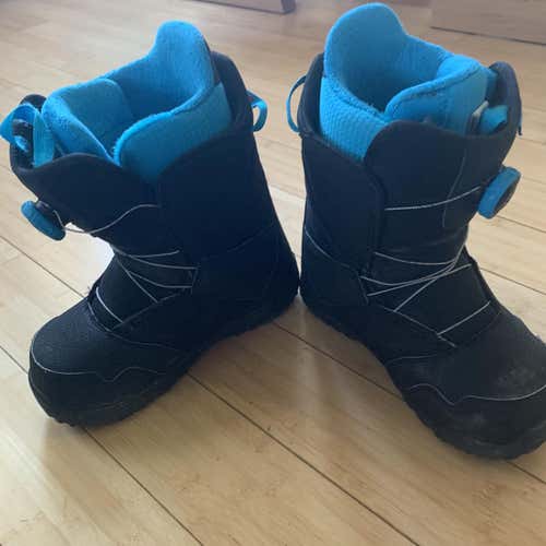 Kid's Size 6.0 (Women's 7.0) Burton Zipline Boa All Mountain Snowboard Boots