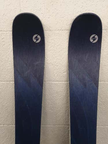 2019 Blizzard 166cm Black pearl Skis With Bindings