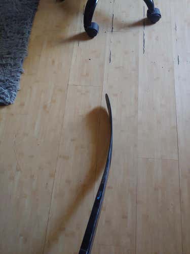 New Senior Bauer Right Handed Nexus 2N Pro Hockey Stick Toe Pattern
