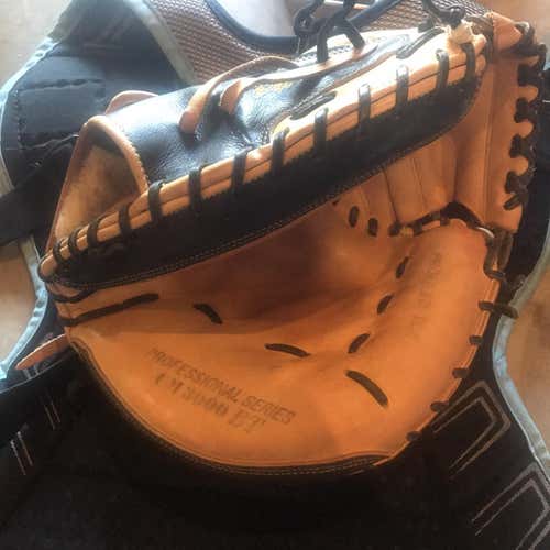 Black Adult Catcher's CM3000 35" Baseball Glove