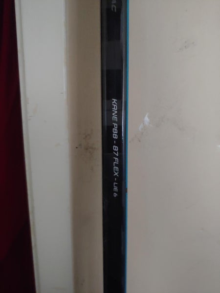 New Senior Bauer Right Handed Nexus 2N Pro Hockey Stick Mid Pattern