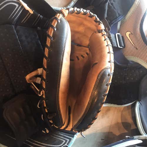 Black Adult Catcher's CM3100SBT 33" Baseball Glove