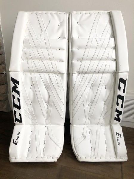 BRAND NEW Senior 33 + 1” CCM Extreme Flex 4.5 EFLEX IIII SR SpeedSkin - DEMO MODEL
