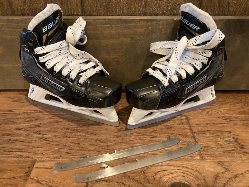 Junior Bauer Supreme S27 Goalie Skates (incl. replacement blades)