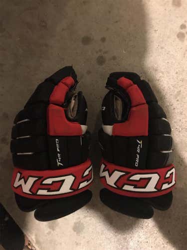 Black Senior CCM Tacks 4 Roll Pro 14"  Gloves