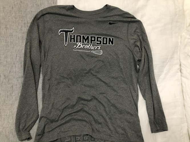 Gray Used Men's Adult XL Nike Shirt