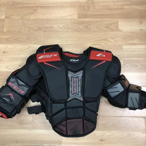Intermediate CCM S/M Extreme Flex Shield E1.9  Chest and Arm Protector  Goalie Chest Protector