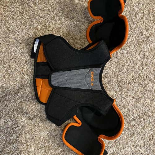 Youth Small Bauer Supreme One.4  Shoulder Pads