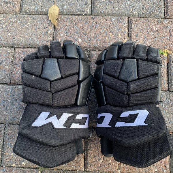 Black Senior CCM HG42 14" Pro Stock Gloves