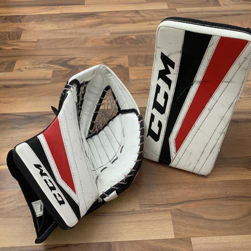CCM Extreme Flex II 760 Trapper And Blocker