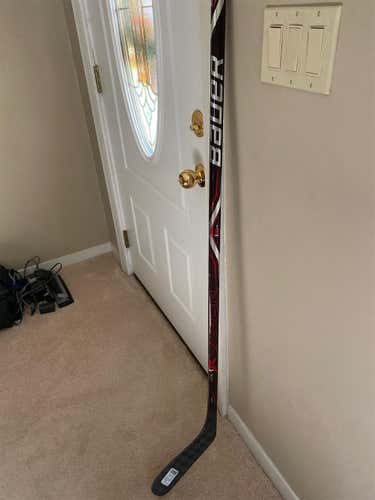 New Right Handed Vapor 1X Lite Hockey Stick