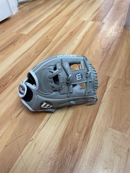 2019 Wilson A2000 11.75" Softball Glove. WTA20RF191175