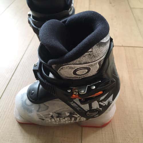 Size 15 Kid's Dalbello Menace 1 Ski Boots